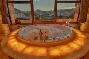 Şah Saray Cave Suites Halal Hotel, Гёреме
