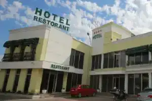 Lord Hotel Tirana, Тирана