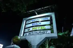 International Beach Hotel & Restaurant, Хикадуа