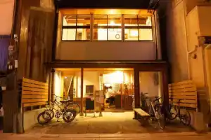 Хостел «Fukuoka Guesthouse Hive», Фукуока