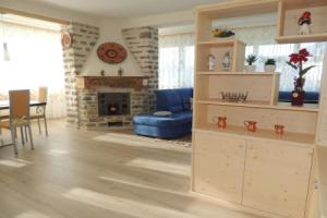 Appartamento Casa Fia per gruppi e famiglie, Тезеро