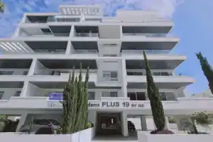 136 LCA - Stay Aquamarine Apartment, Ларнака