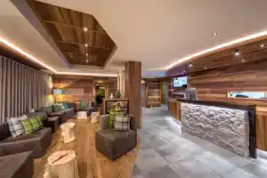 Отель «Ravelli Sporting», Меццана