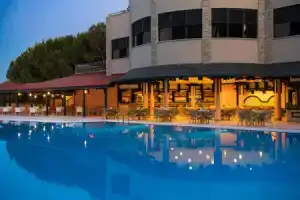 Melas Holiday Village, Сиде