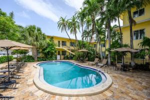 The Villas Of Las Olas Sun-kissed W/ Pool 2 Bedroom Hotel Room, Форт-Лодердейл