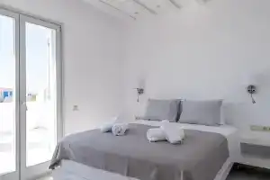 Sunsenses Luxury Villas Paros, Писо Ливади