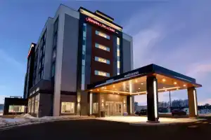 Hampton Inn & Suites Ottawa West, Оттава