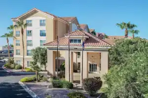 Отель «Homewood Suites Phoenix-Metro Center», Финикс