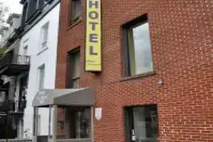 Hotel «Bon Accueil», Монреаль