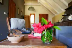 Clove Island Villas & Spa, Макундучи