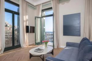 Epicure Suites, Кавала