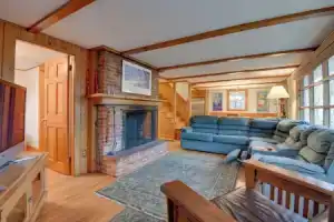 North Conway Home < Walk to Slopes at Cranmore!, Норт-Конвей