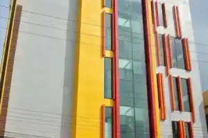 I Do Boutique Suite, Хатъяй
