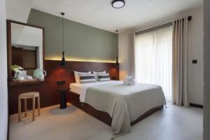 Cunda Zoi Otel(Adults +16), Айвалык