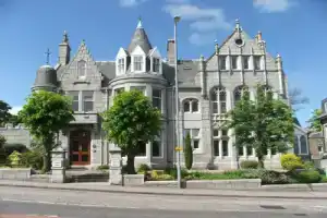 Atholl Hotel, Абердин