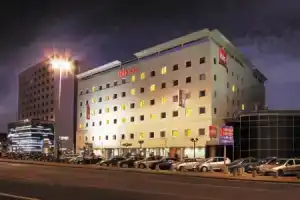 Hotel «Ibis Łódź Centrum», Лодзь