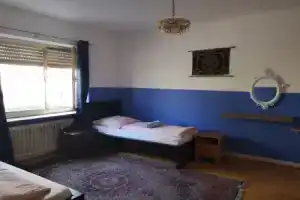 A&S Ferienwohnungen Bonnerstr 89, Кёнигсвинтер