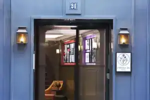 Отель «Philéas Lazare & Spa», Париж