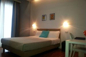 B&B Attico Partenopeo, Неаполь