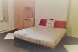 Birmingham Guest House 17, Бирмингем