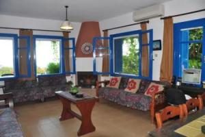 Holiday home 4 bedrooms 2 bathrooms - Pefki, Пефки
