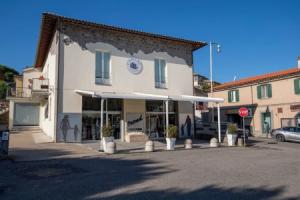 Camere San Flaviano, Монтефьясконе