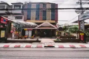 Traveller Inn Hotel, Чианг Май