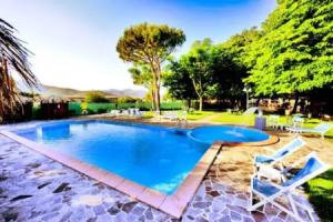 Hotel «Anfora», Кастильоне-делли-Пеская