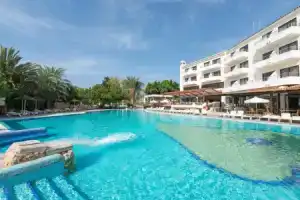 Paphos Gardens Holiday Resort, Пафос