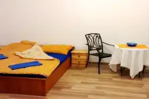 DunapArt Apartment, Вац