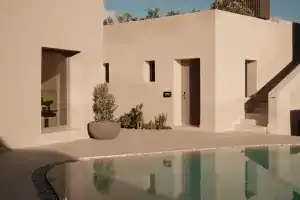 Enarma Suites & Spa Wellness Retreat, Мегалохори