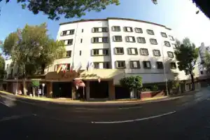 Hotel Roma Guadalajara, Гвадалахара