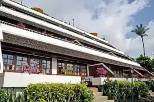 Best Western Phuket Ocean Resort, Карон