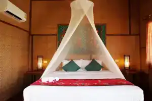 Mayalay Resort-Green Hotel, Нгай