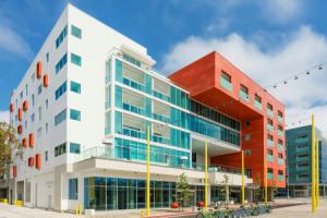 Отель «Courtyard by Marriott Santa Monica», Лос-Анджелес