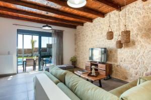 Vera Natura Villas I & II, Untouched Allure, By ThinkVilla, Аделианос-Кампос