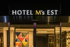 Hotel «M's Est Shijo Karasuma», Киото