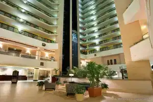 Embassy Suites by Hilton Indianapolis Downtown, Индианаполис