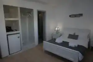 Akrotiri Hotel, Акротири