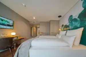 FourSide Hotel Freiburg, Фрайбург