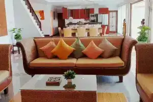 Le Chada Villa, Ката