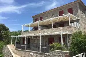 Heliades maisonettes, Митимна