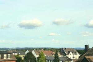 FRANKES CITY SLEEP Maisonette Apartment mit Weitblick, 6 Einzelbetten, Фельберт