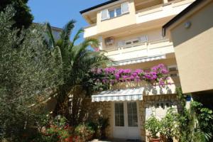 Apartments with a parking space Mandre, Pag - 18748, Mandre