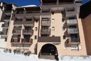 Appartement Les Menuires, 1 pièce, 3 personnes - FR-1-344-535, Ле Менюир