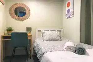 Urbany Hostel Barcelona, Барселона