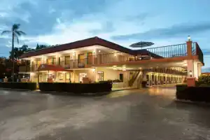 Отель «Days Inn by Wyndham/Central», Клируотер