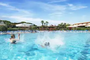 Garden Toscana Resort, Сан-Винченцо