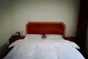 Zhangjiajie Linzhongju Inn, Чжанцзяцзе