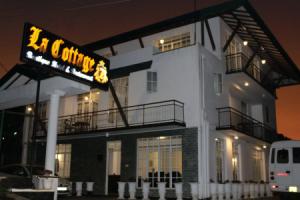 La Cottage Boutique Hotel & Restaurant, Нувара-Элия